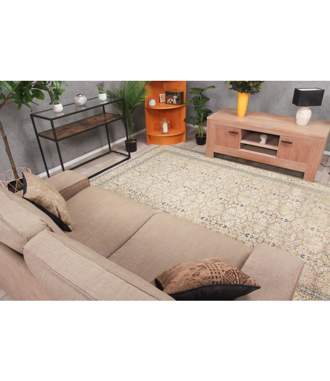 Kural Rug 292x187 cm