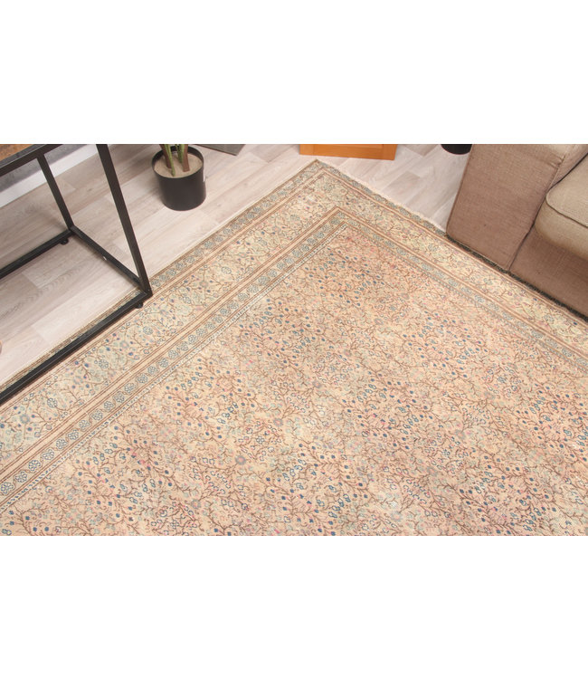 Royal Bulkh Rug 294x196 cm