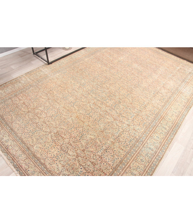 Royal Bulkh Rug 294x196 cm