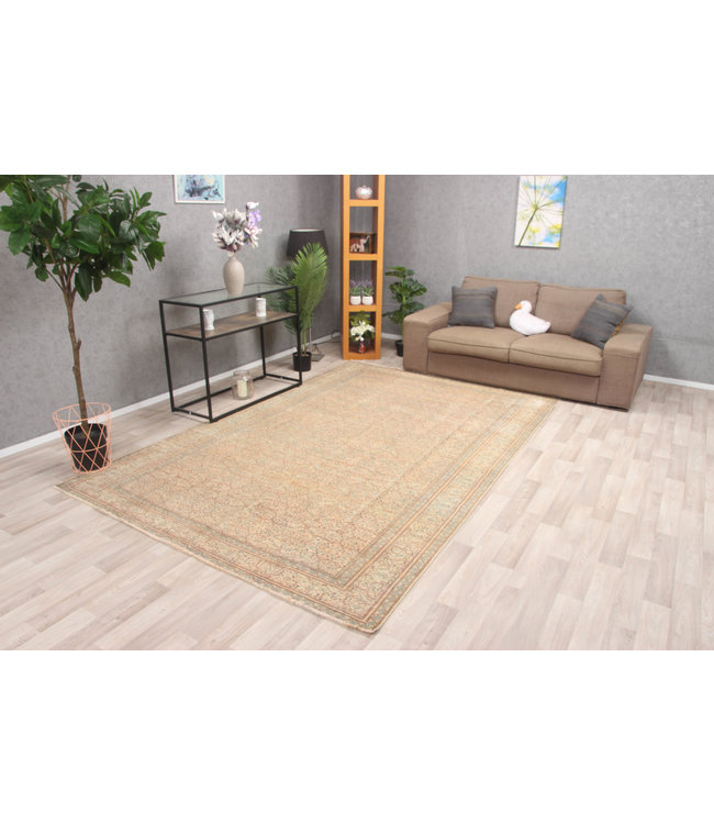 Royal Bulkh Rug 294x196 cm