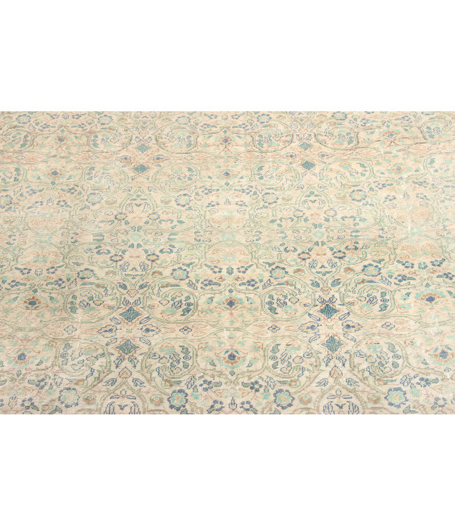 Khuraq Rug 289x200 cm