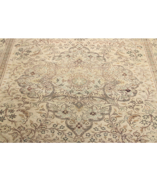 Yorak Rug 296x198 cm