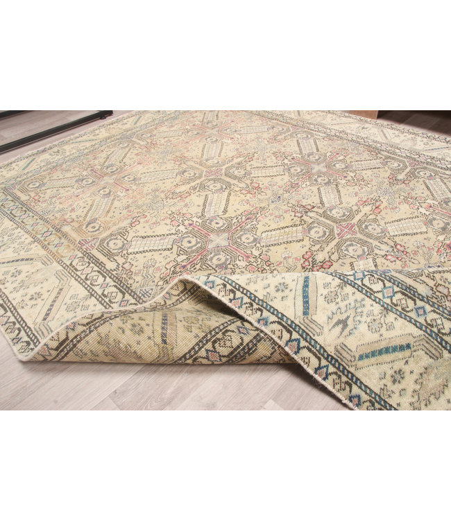 Armaani Rug 203x143 cm