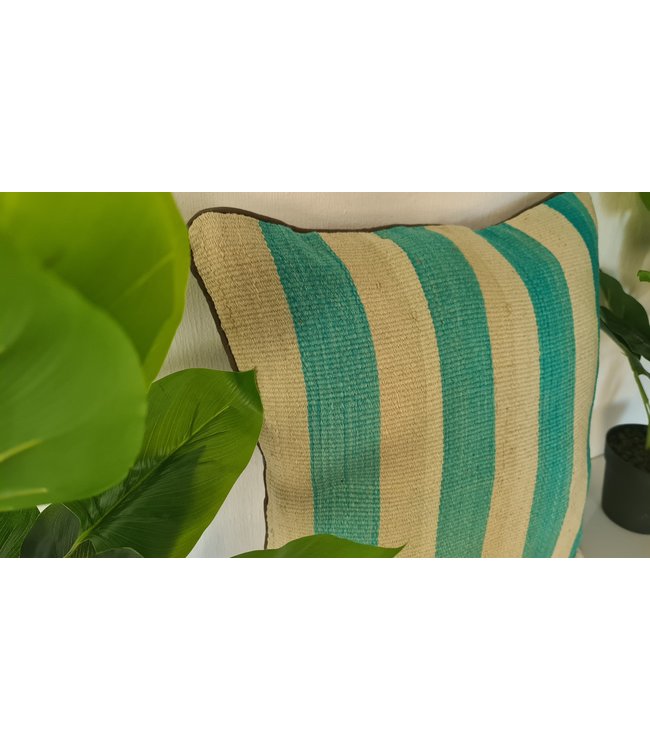 Kelim kussens ca 60x60 cm met vulling