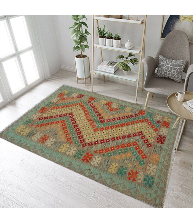 kelim rug 5' x 3'4 (154 x 104 cm)