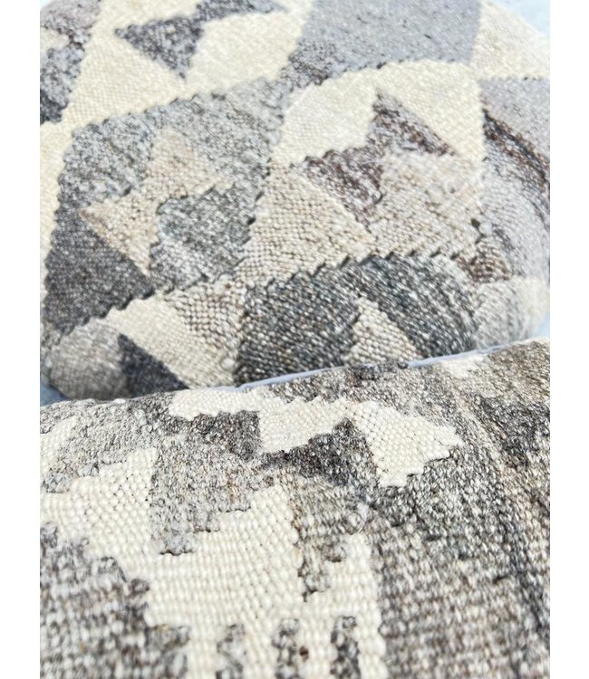 2x kelim kussens natural ca 45x45 cm met vulling