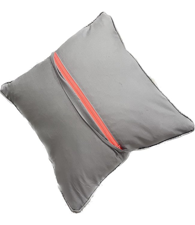 2x kelim kussens natural ca 45x45 cm met vulling