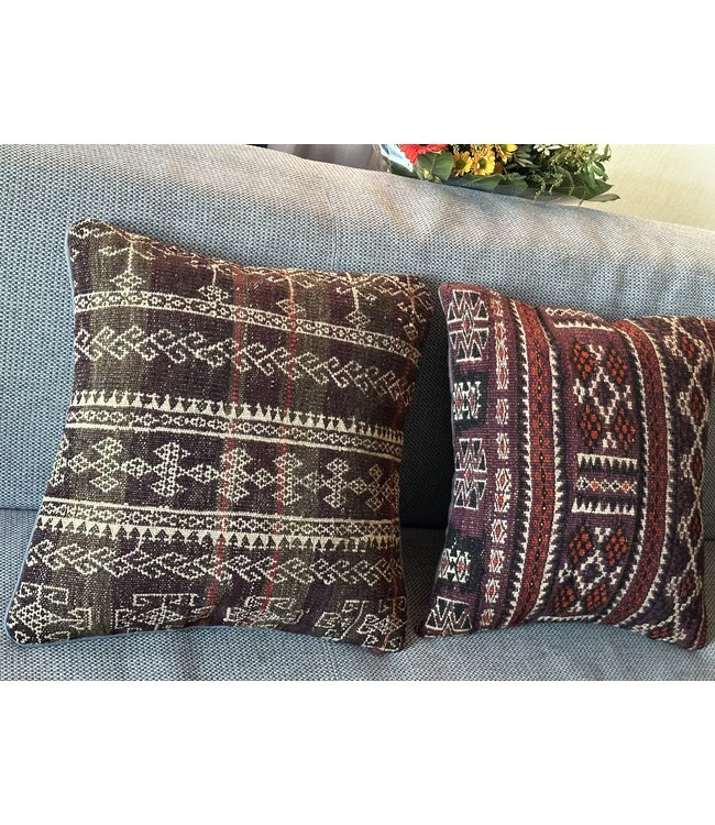 2xkelim kussens traditioneel ca 45x45 cm met vulling