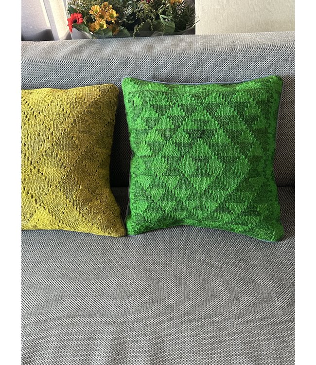 2xkelim kussens traditioneel ca 45x45 cm met vulling