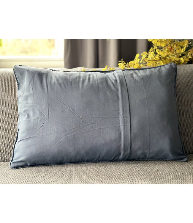 1xkelim kussens  ca 60x40 cm met vulling