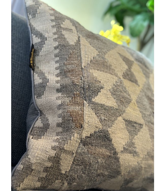 1x natural  kilim cushion cover traditional ca 45x45 cm with filling