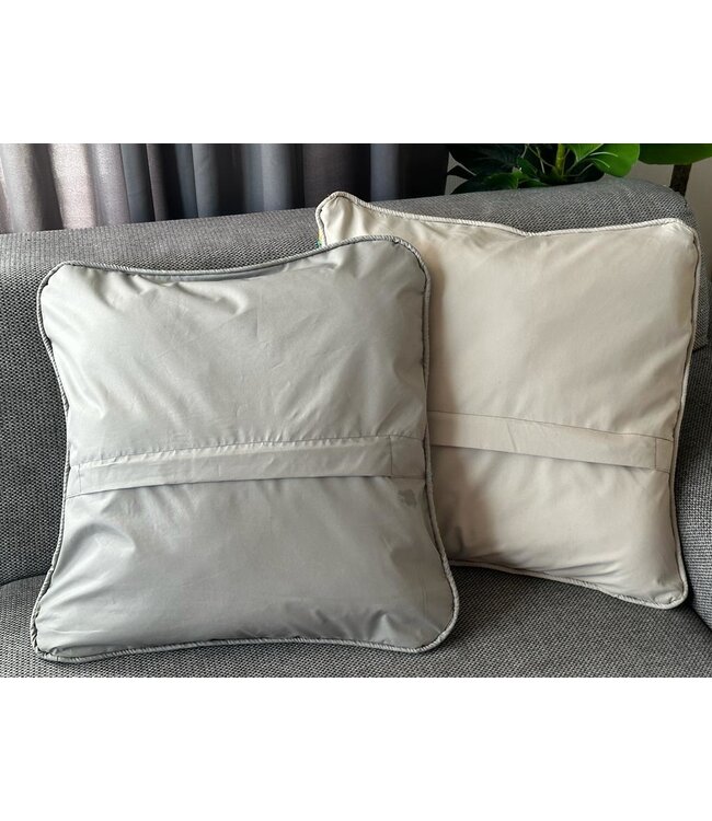 2x unike kelim kussens met vulling  45x45 cm