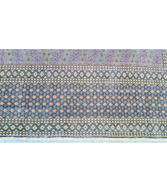 Ruqal Rug  391x292cm