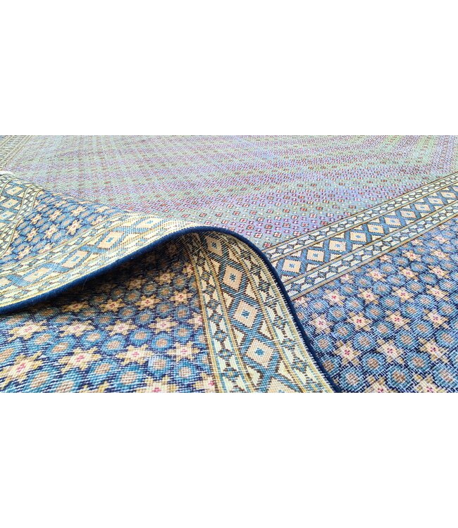 Ruqal Rug  391x292cm