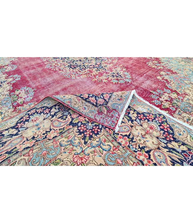 Royal Kolak Rug  394x299cm