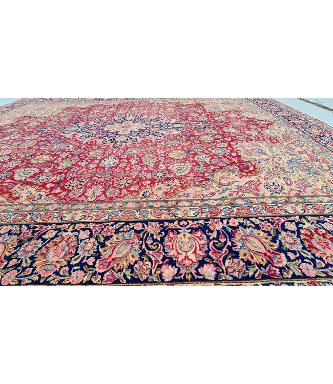 Royal Komal Rug   409x296cm