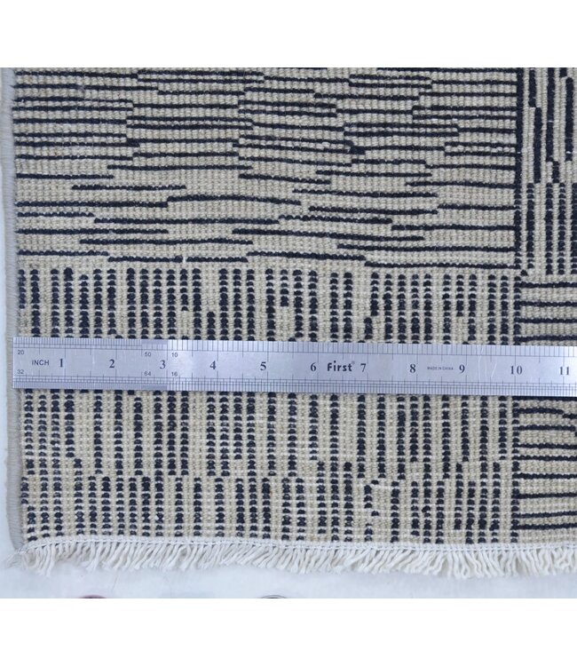 Zementgrauer Teppich 302 x 076 cm