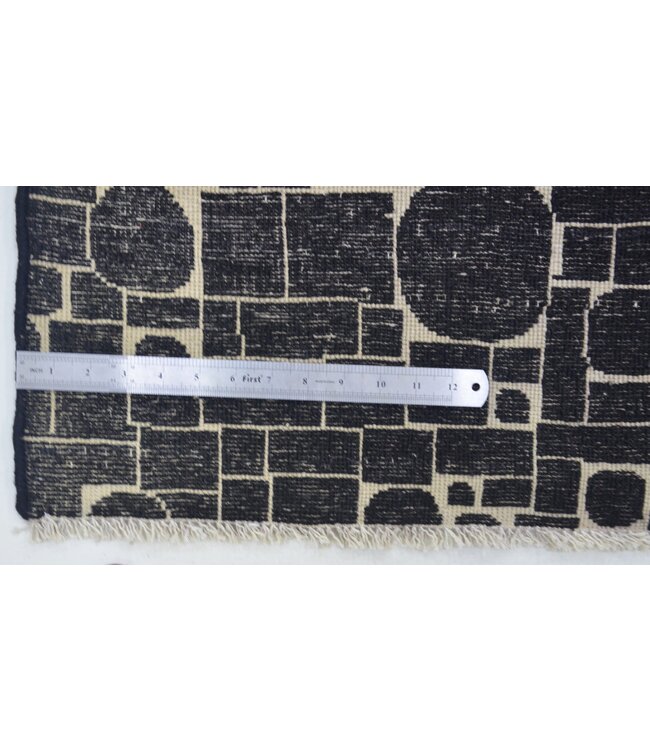 Black Cirsquare Rug 306 x076 cm