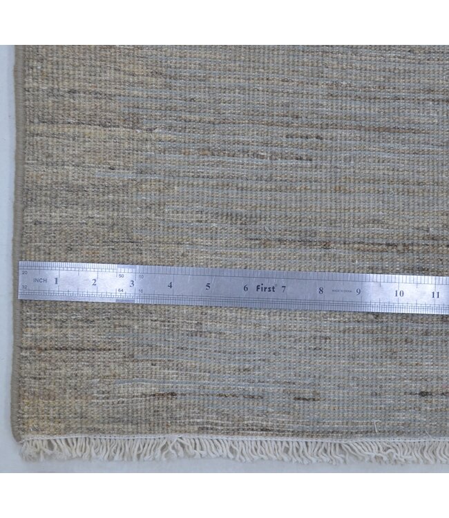 Moderner einfarbiger Teppich 367 x 075 cm