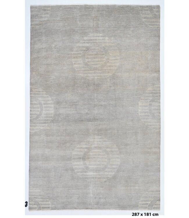 Basil Modern Rug  287  x  181 cm