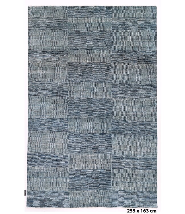 Rhodeo Rug 255 x 163 cm