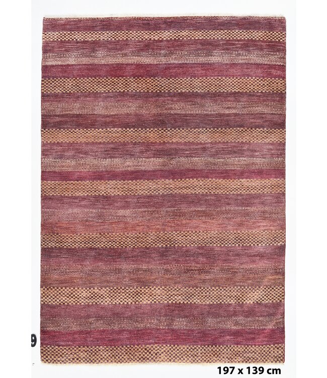 Amaranth Rug 197 x 139 cm