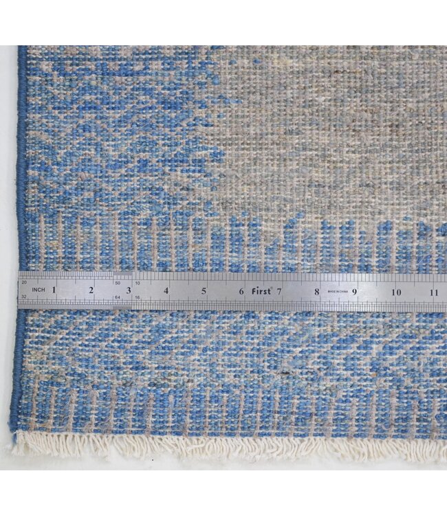 Trap in a box Rug 253 x 164 cm