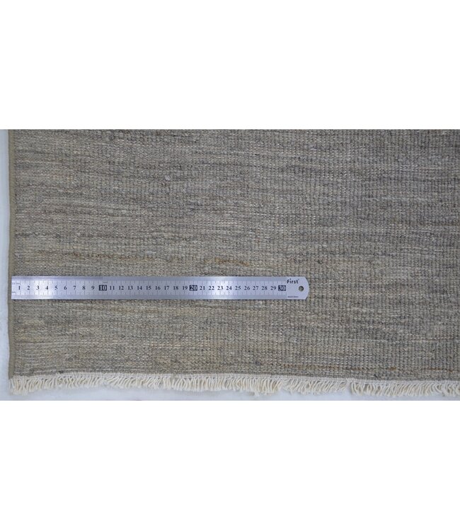 Damian  Algae Rug 249 x 166 cm