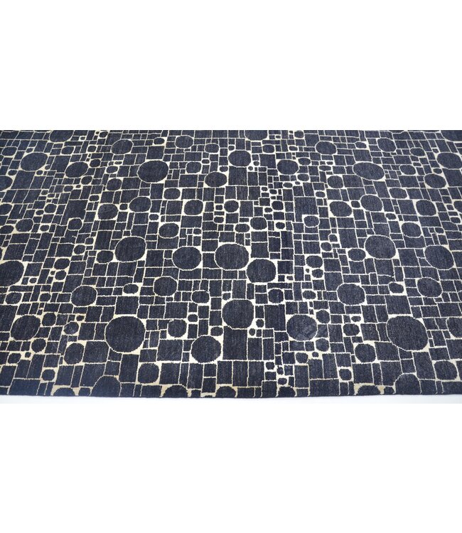 Black Cirsquare Rug 246 x 169 cm