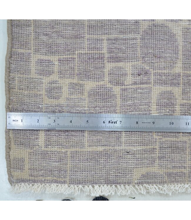 White Cirsquare Rug 250 x 168 cm