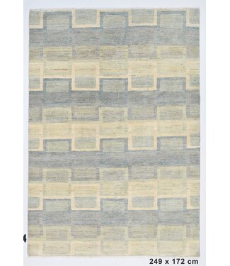 Kelimshop Einzelliger mehrfarbiger Teppich 249 x 172 cm Kelimshop Einzelliger mehrfarbiger Teppich 249 x 172 cm