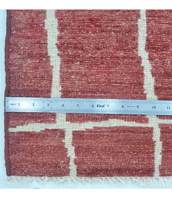 Teppich „White Line in Lava“, 241 x 170 cm