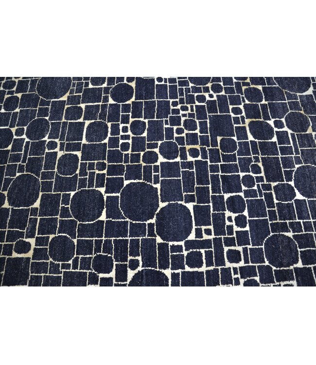 Black Cirsquare Rug 247 x 169 cm