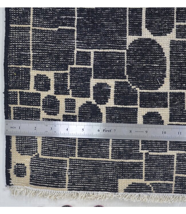 Schwarzer runder Teppich, 247 x 169 cm