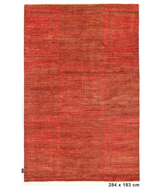 Quadra Red Rug 284 x 183 cm