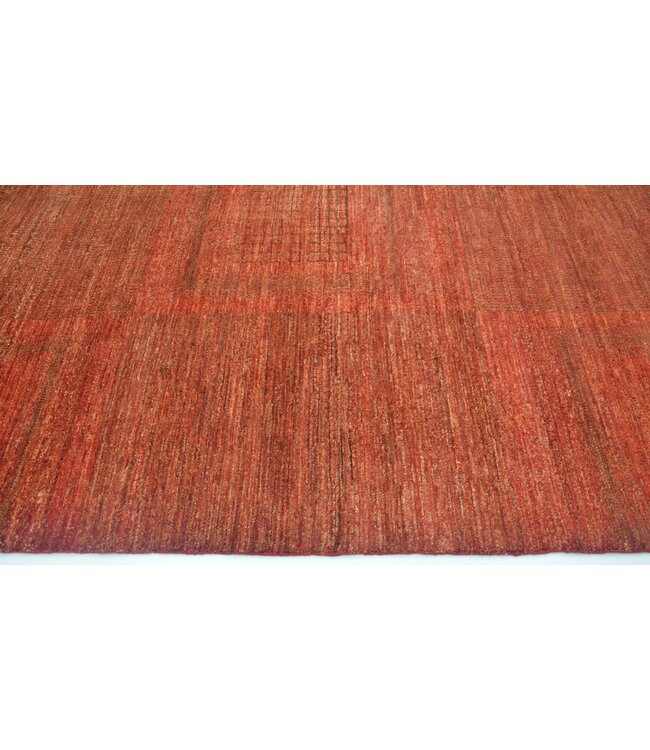 Quadra Red Rug 284 x 183 cm