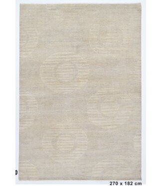 Basil Modern Rug 270 x 182 cm