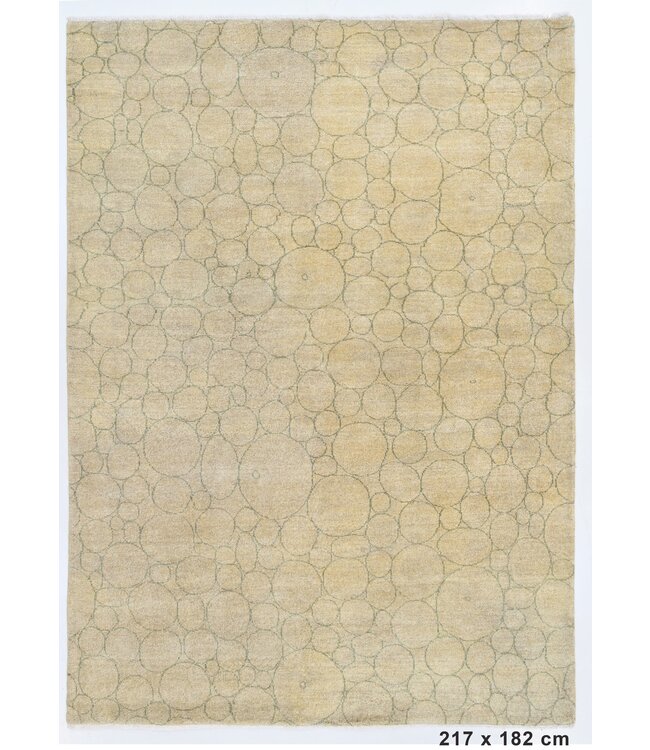 Kieselsteine ​​in einem Teppich 217 x 182 cm
