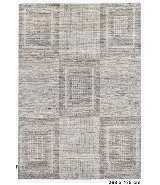 Lucius Rug 268 x 185 cm