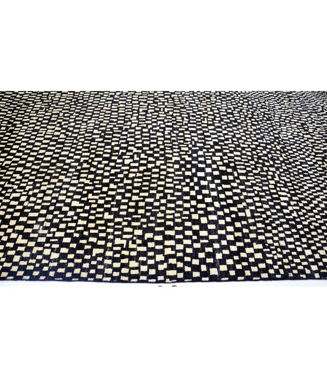 Alkae Midnight Teppich 321 x 196 cm