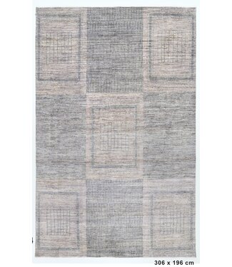 Lucius Rug 306 x 196 cm