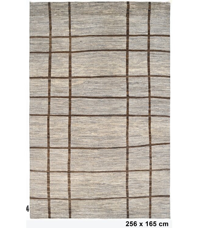 Thin Shepherd Check Rug 256  x 165 cm