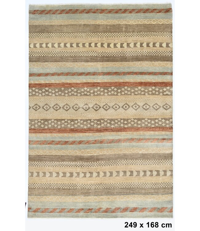 Teppich „Shapes in Stripes“, 249 x 168 cm