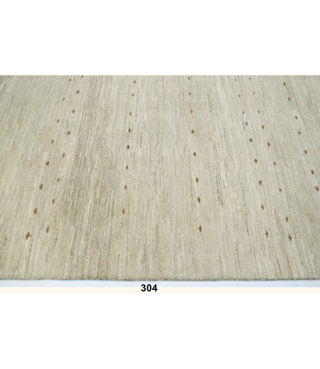 Cremefarbener gepunkteter Teppich, 253 x 170 cm