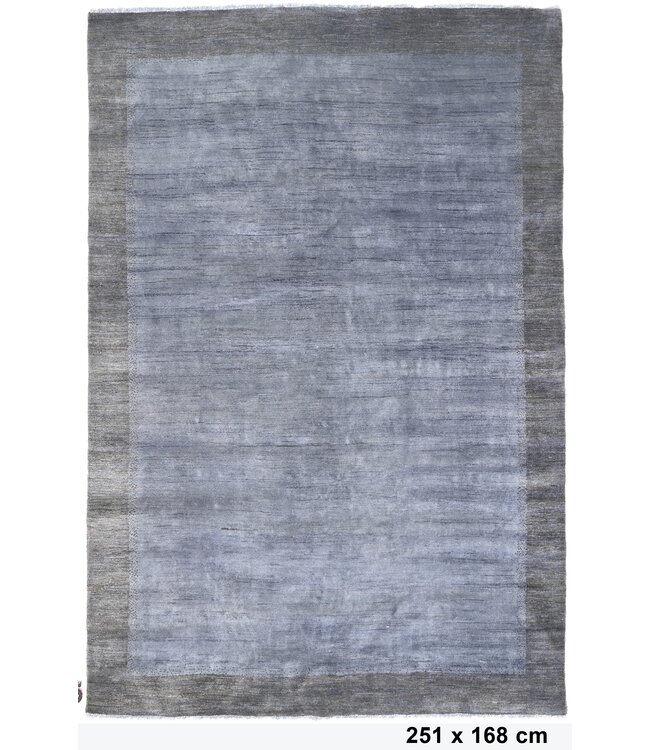 Blue Earth Teppich 251 x 168 cm