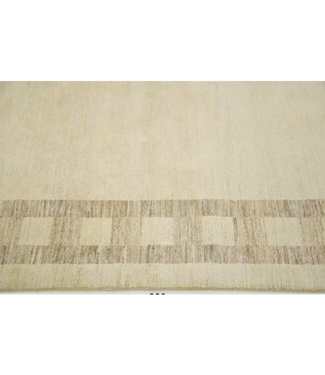 Creme Earth Quadratischer Teppich 236 x 168 cm