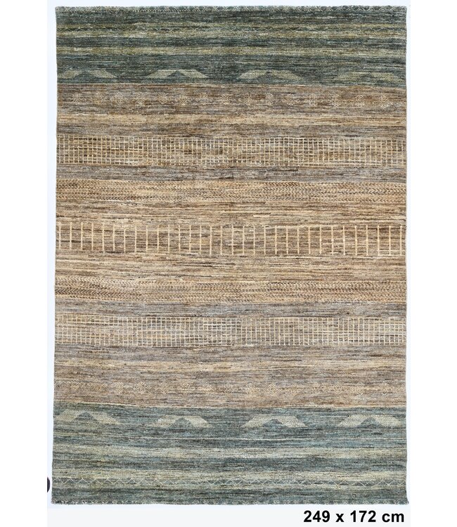 Chocolate & Matcha Stripes Rug 249 x 172 cm