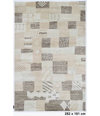 Plain Abstract Rug 282 x 181 cm