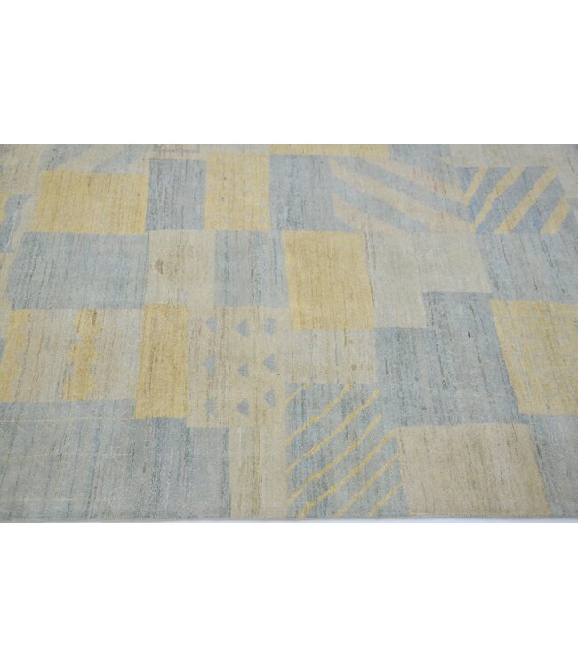 Plain Abstract Rug 277 x 181 cm