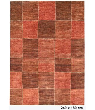 Kelimshop Vermillion Assyria Tiles Teppich 249 x 180 cm Kelimshop Vermillion Assyria Tiles Teppich 249 x 180 cm